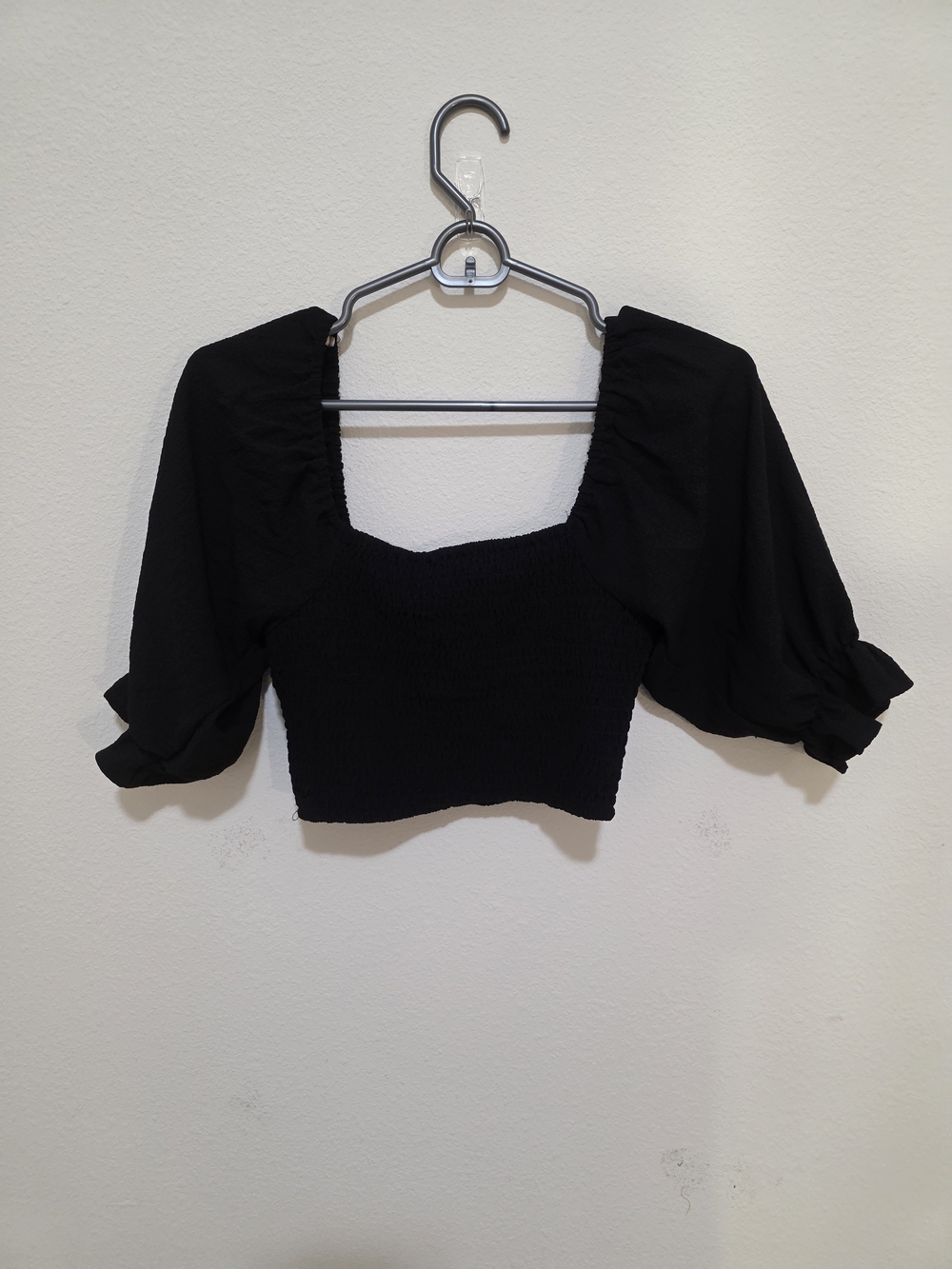 BCBGeneration Black Smocked Puff Sleeve Crop Top